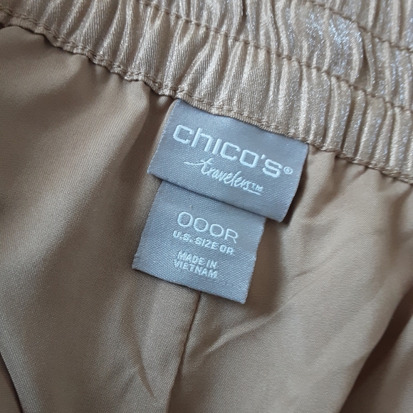 CHICO'S Travelers Collection Gold Luxe Metallic Welt Pocket Pants Sz 0 - NWOT - Picture 12 of 12